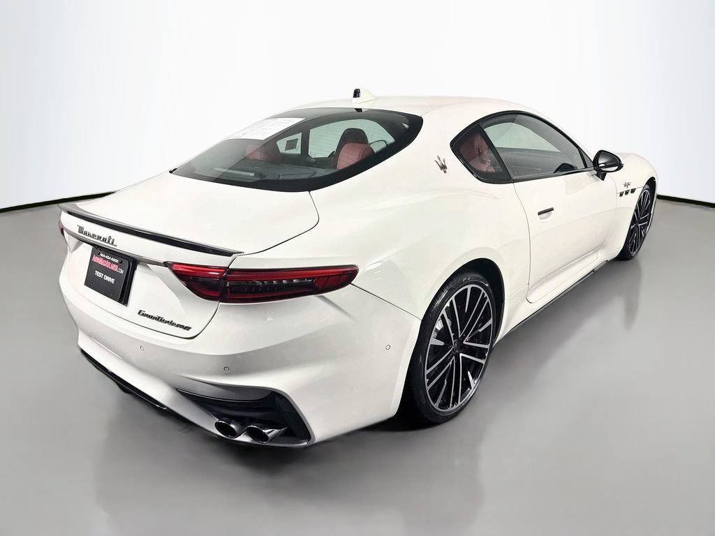 Used 2024 Maserati GranTurismo Trofeo AWD/4WD image 5