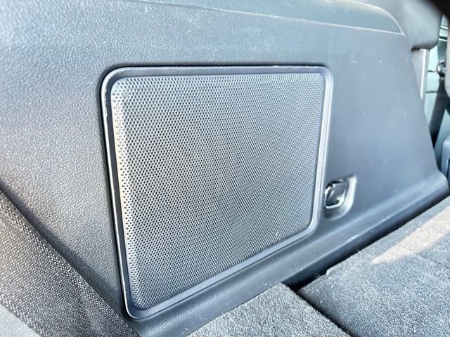 Used 2023 Ford Expedition Limited AWD/4WD image 9