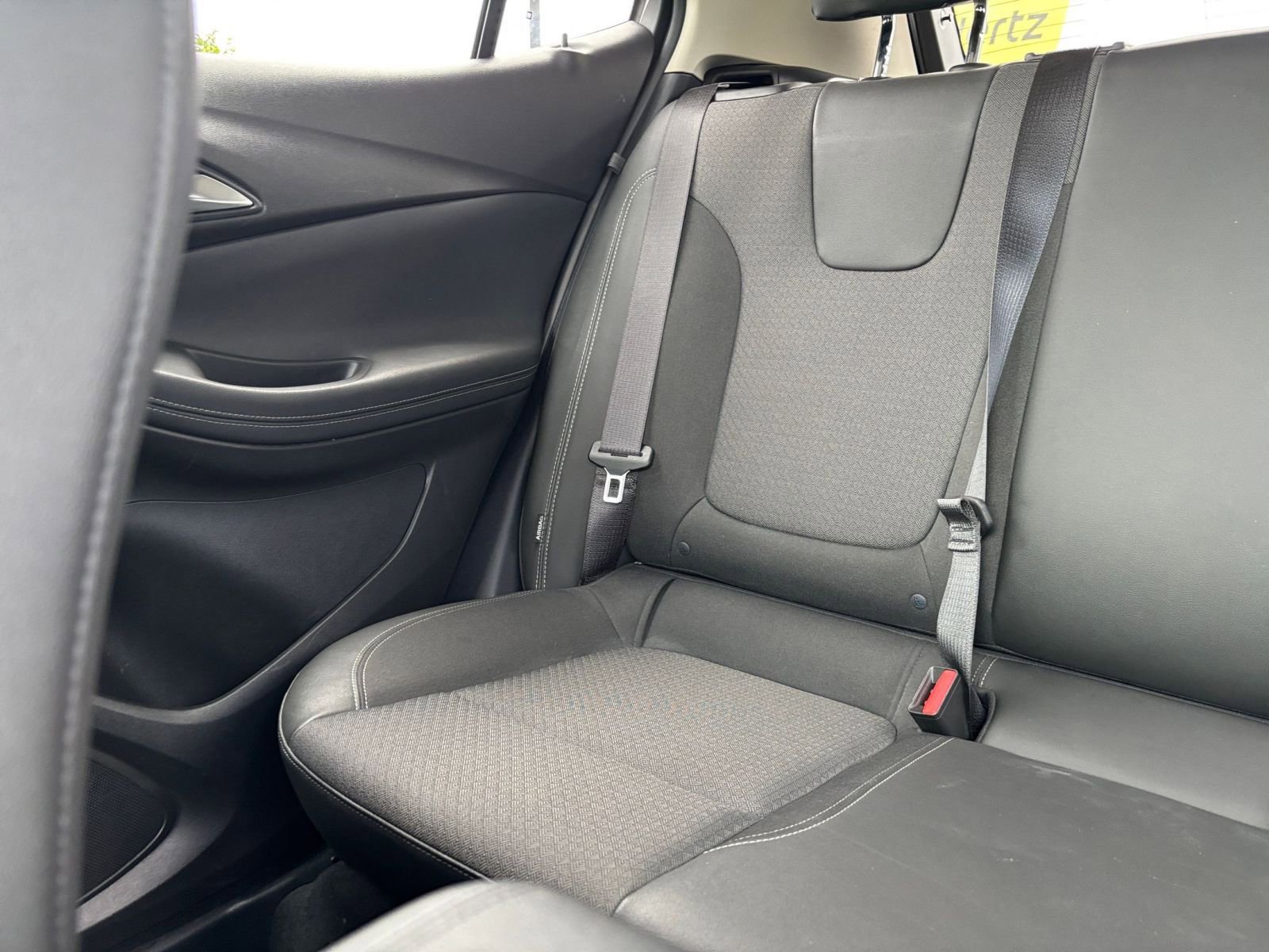 Used 2025 Buick Encore GX Preferred FWD image 38