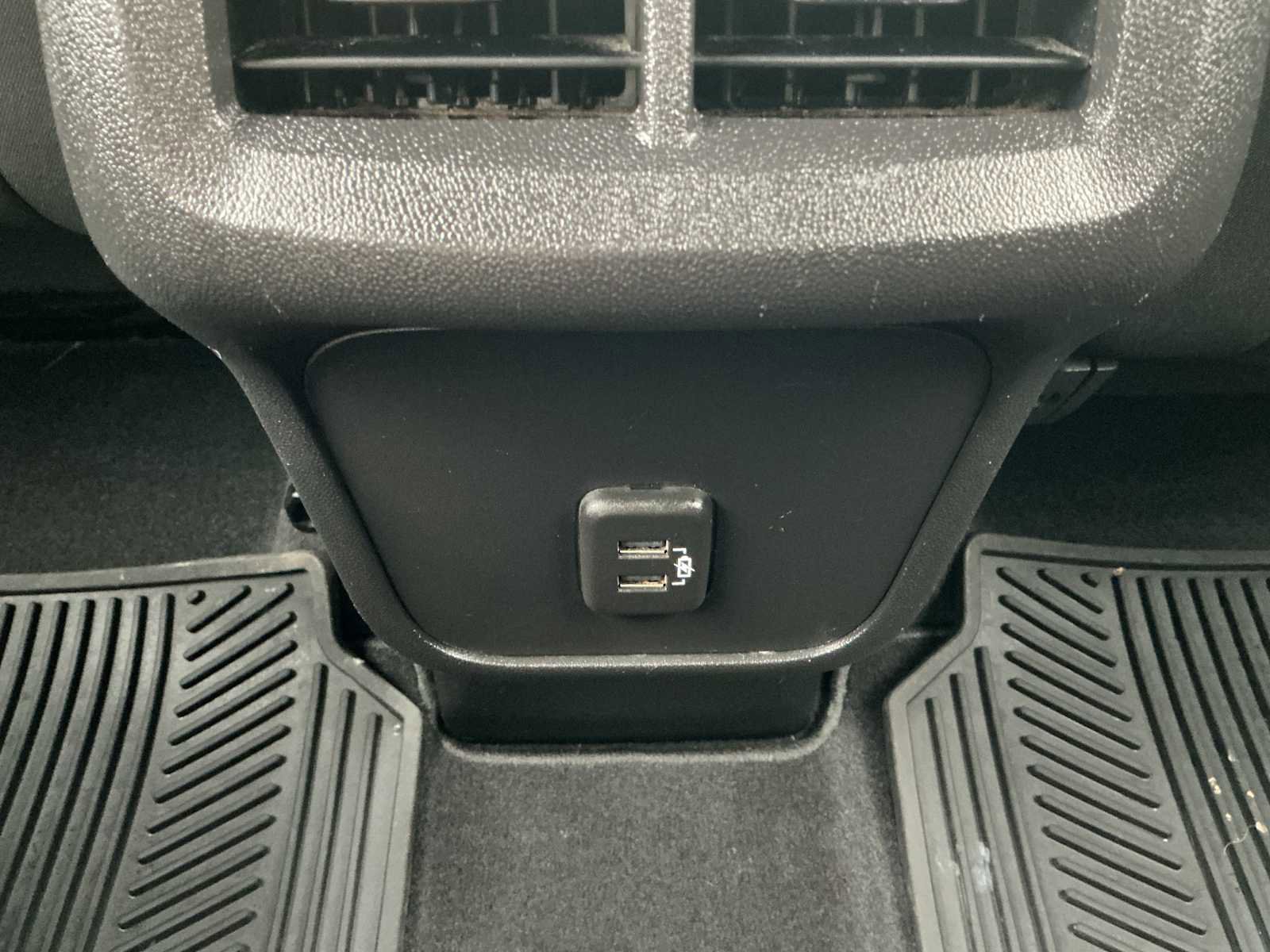 Used 2022 Chevrolet Equinox LT image 16