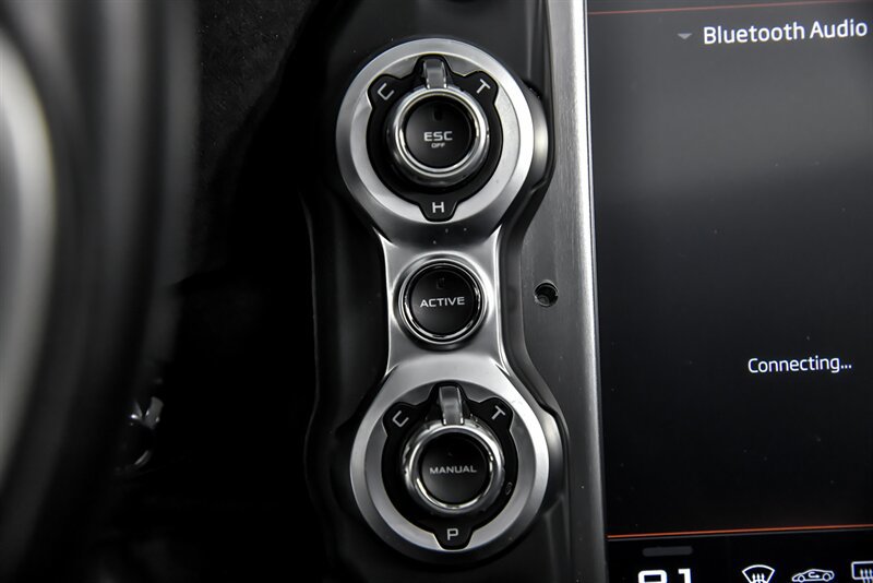 Used 2020 McLaren 720S Spider RWD image 30