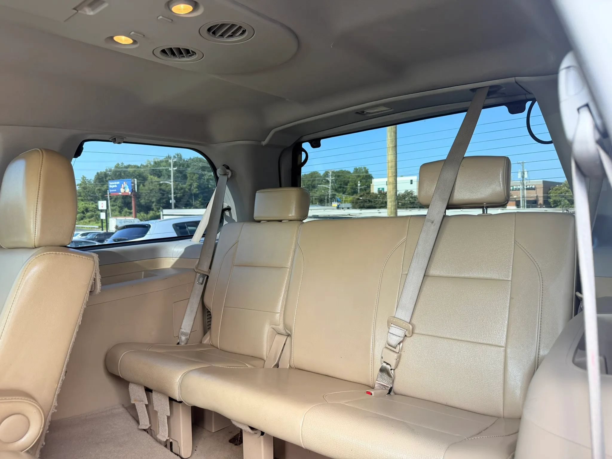 Used 2015 Nissan Armada Platinum w/ 2nd Row Captain Seat Package AWD/4WD image 7