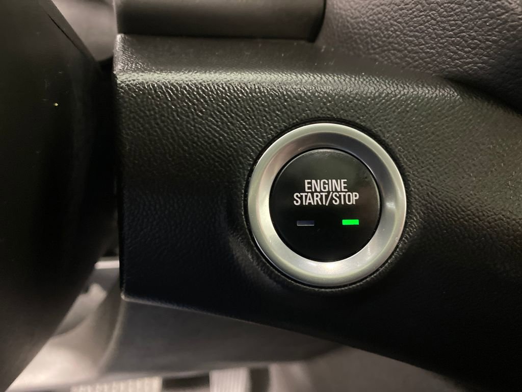 Used 2022 GMC Terrain SLT image 21