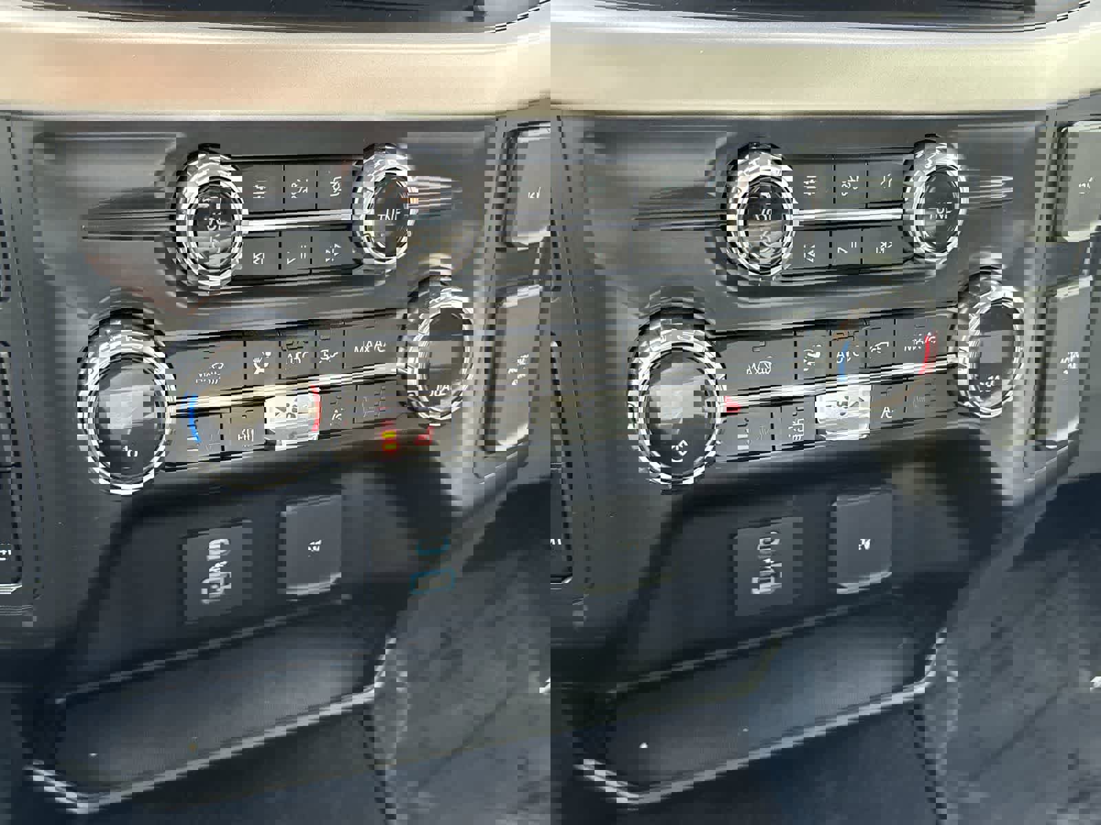 Used 2021 Ford F150 XLT w/ Equipment Group 302A High image 28