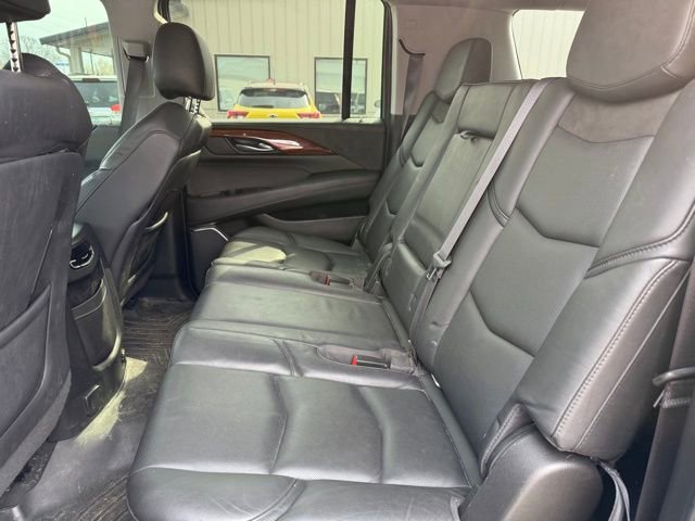 Used 2016 Cadillac Escalade ESV Luxury image 8