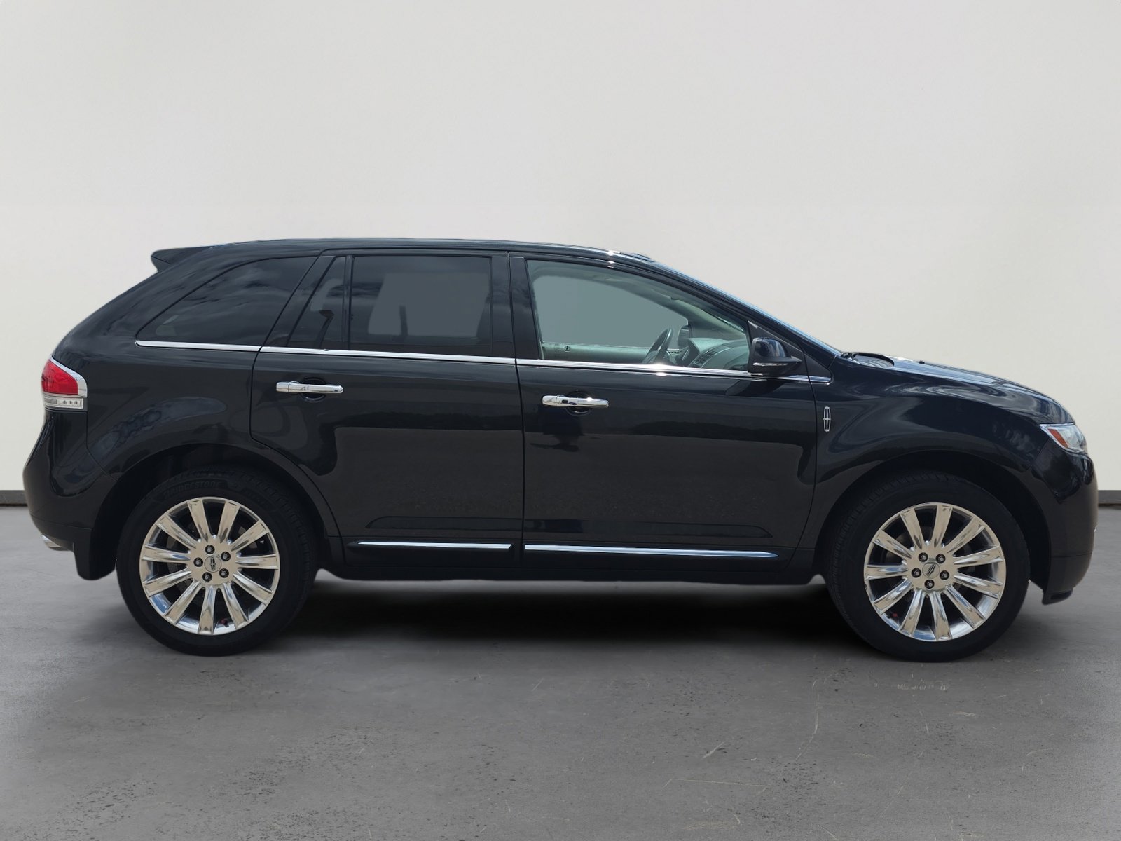 Used 2013 Lincoln MKX AWD image 6