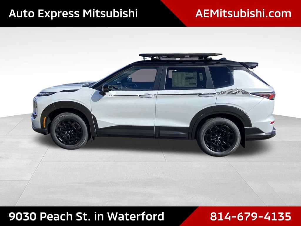 New 2025 Mitsubishi Outlander AWD image 4