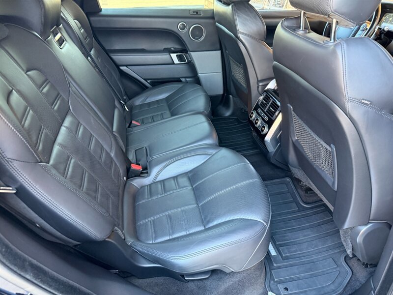 Used 2017 Land Rover Range Rover Sport HSE Dynamic AWD/4WD image 15