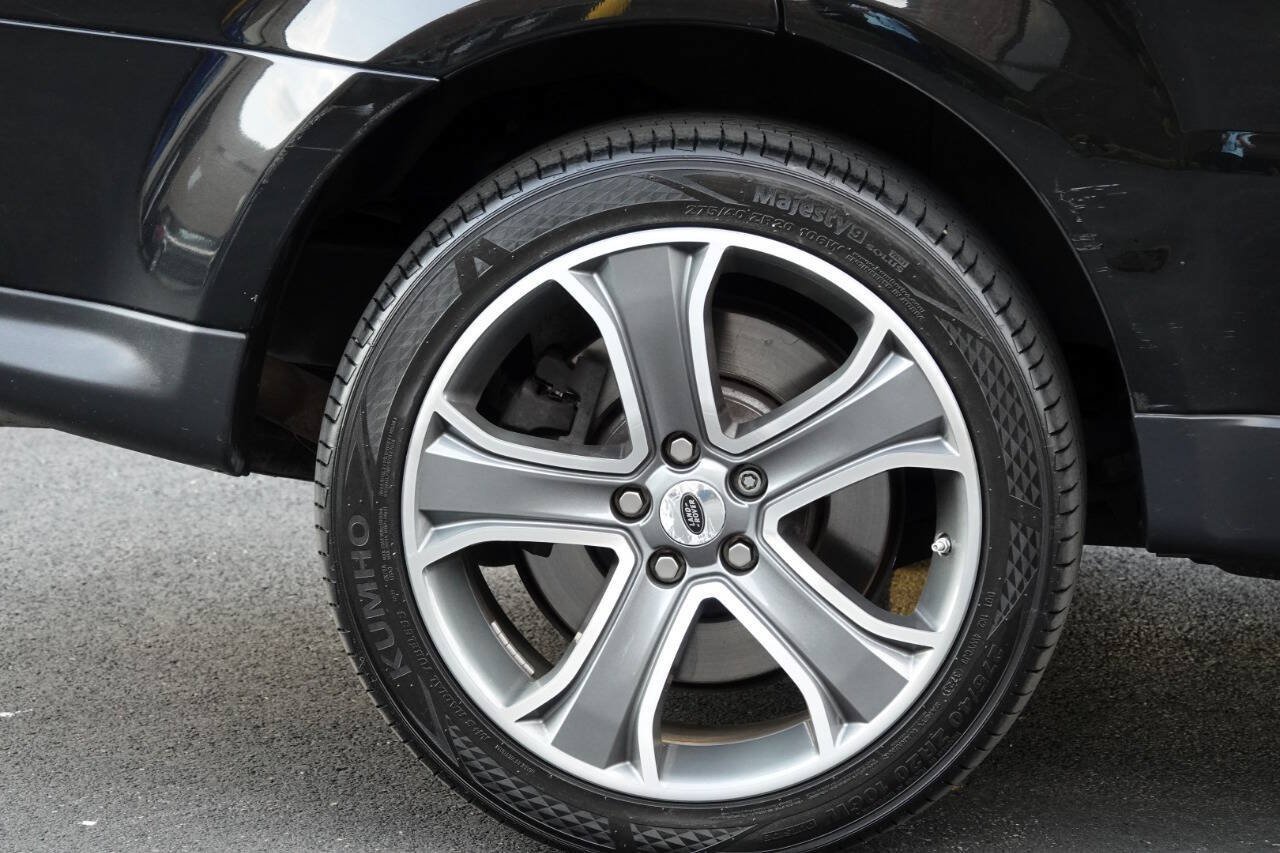 Used 2011 Land Rover Range Rover Sport Supercharged AWD/4WD image 35
