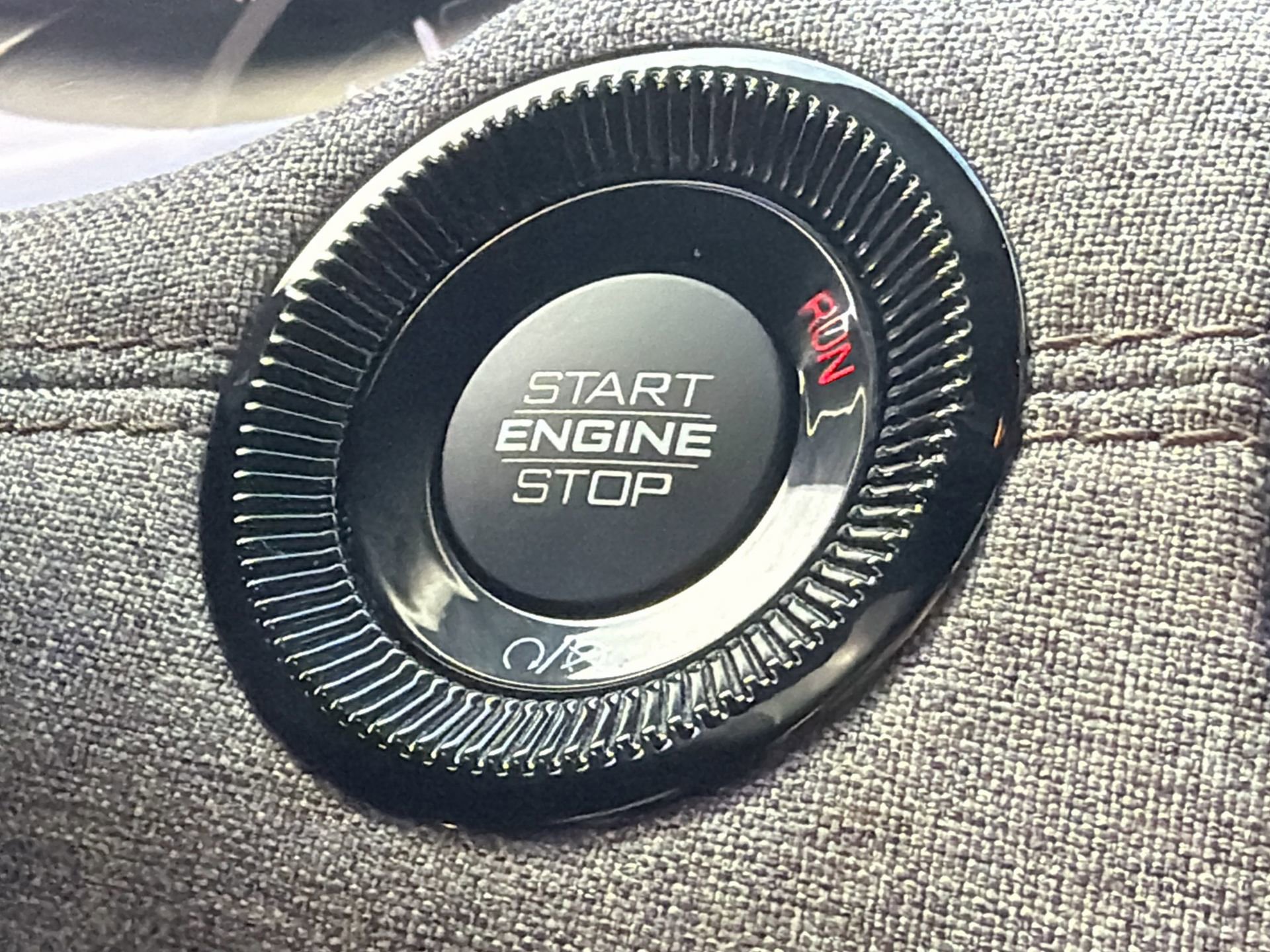 Used 2023 Jeep Compass Latitude image 32