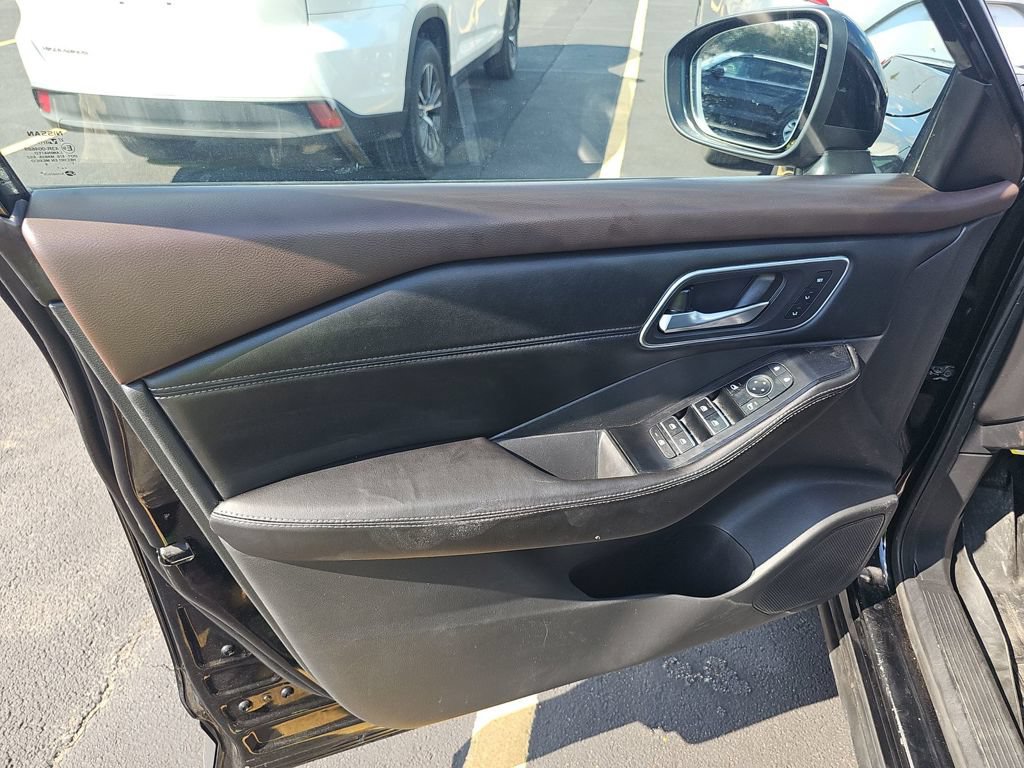 Used 2021 Nissan Rogue SL w/ Premium Package AWD/4WD image 7