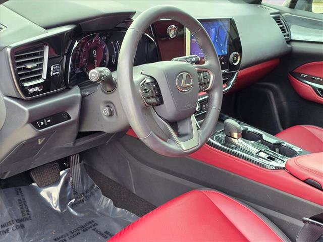 Used 2025 Lexus NX 250 FWD w/ Towing Package (2000 Lbs) image 9