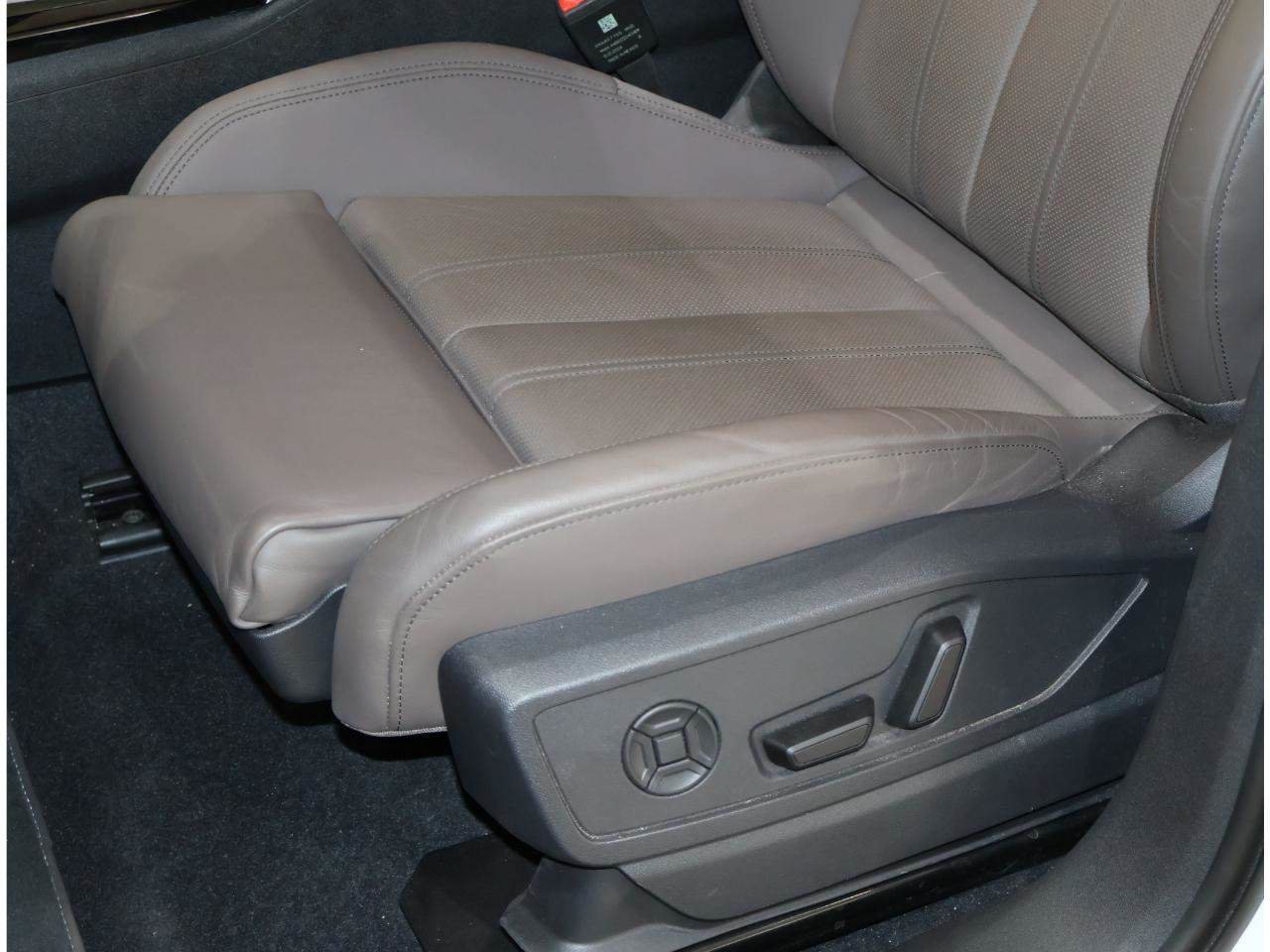 Used 2025 Audi Q5 Premium Plus AWD/4WD image 13