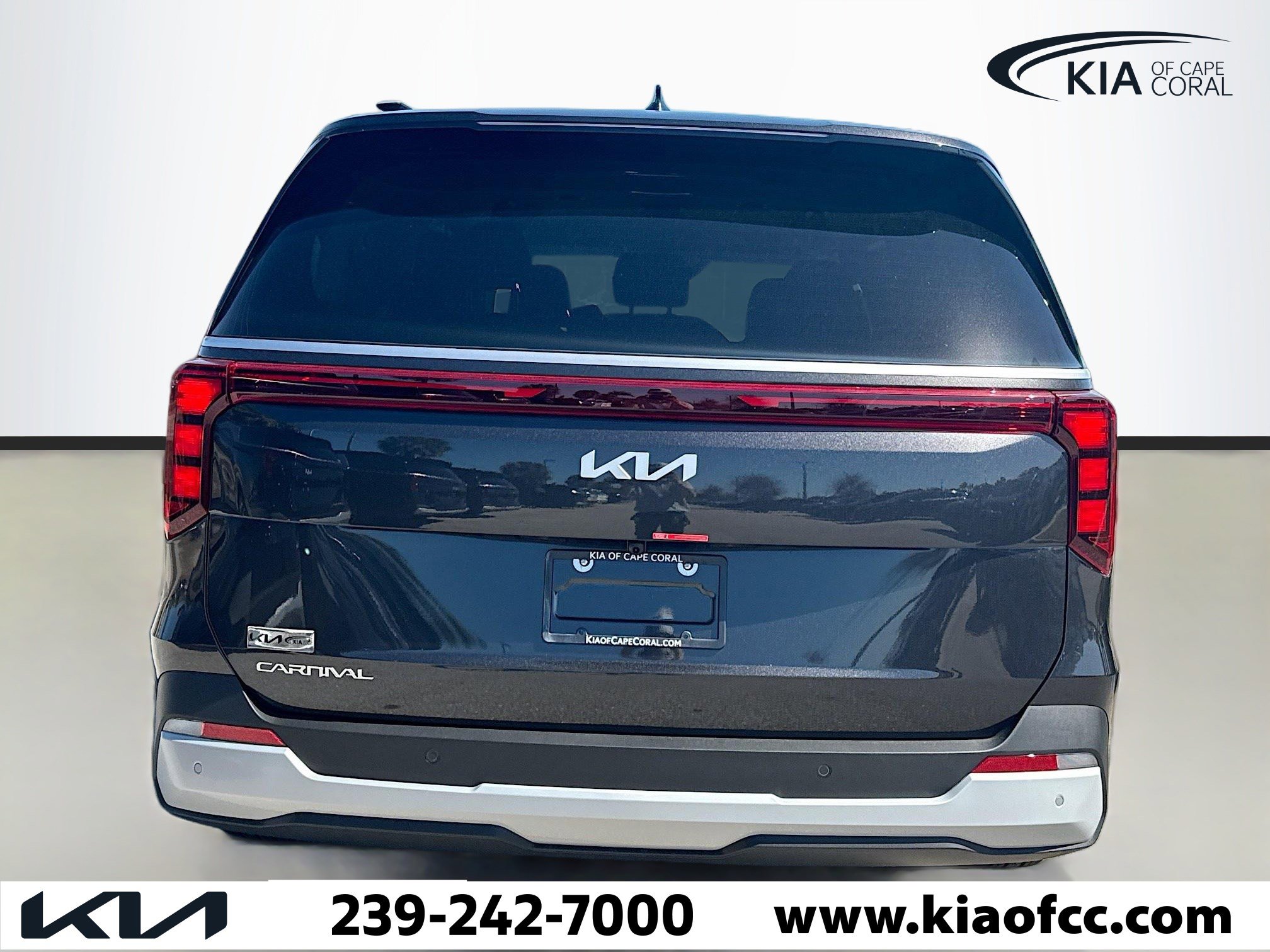 New 2026 Kia Carnival EX image 4