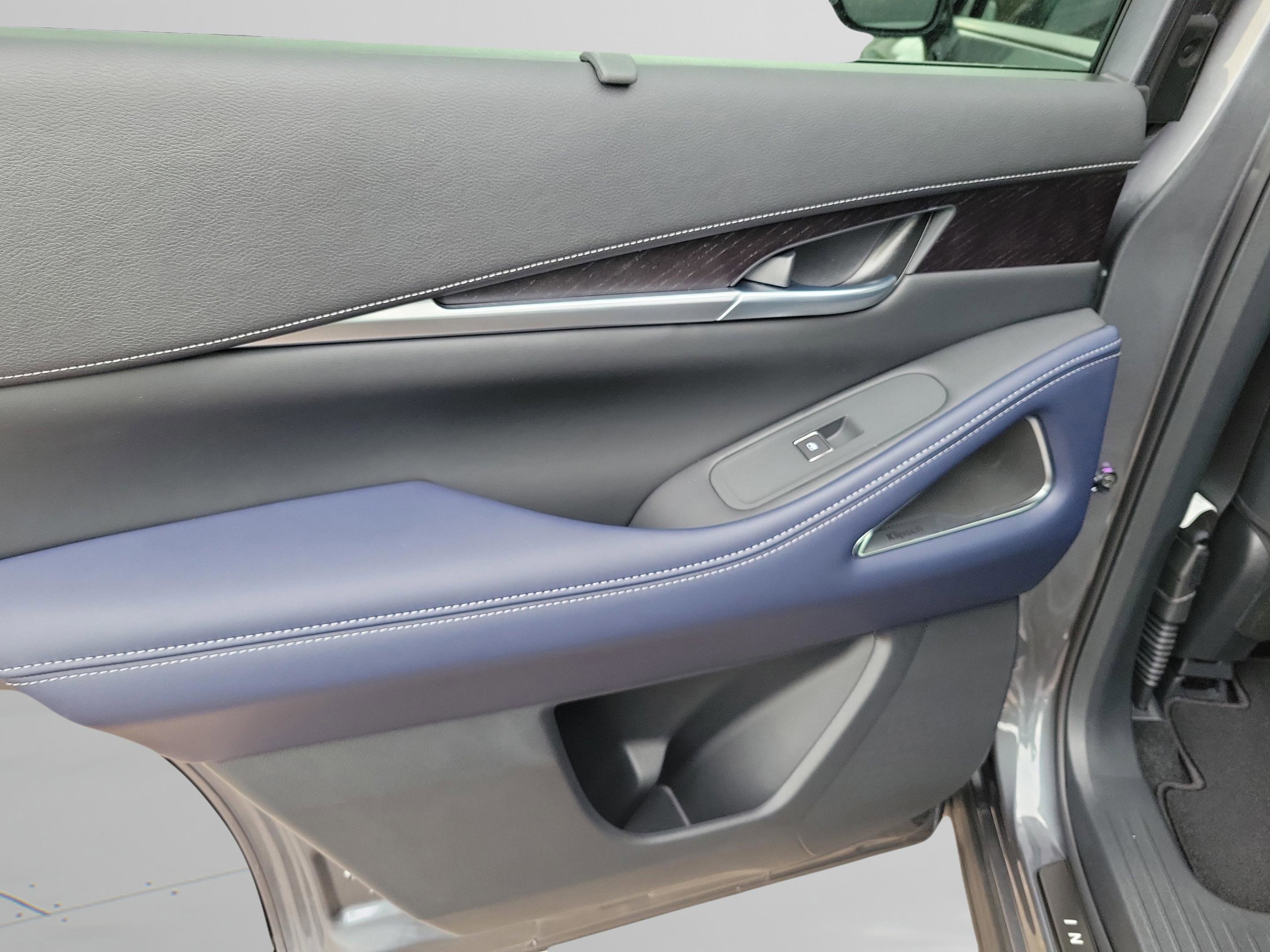 New 2026 INFINITI QX60 Sport w/ Dark Cargo Package image 26