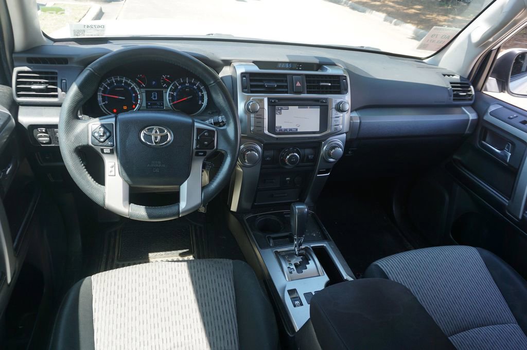 Used 2017 Toyota 4Runner SR5 image 5