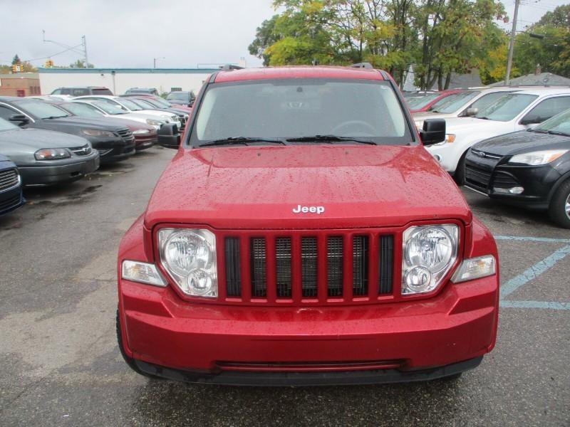 Used 2010 Jeep Liberty Sport w/ Popular Equipment Group image 3