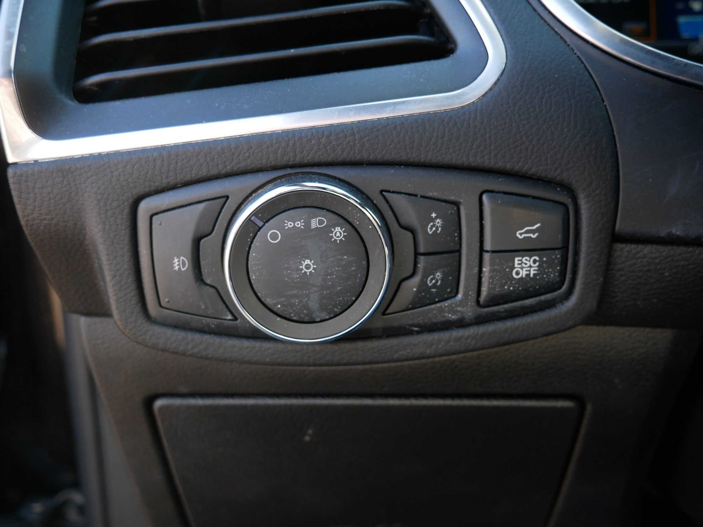 Certified 2021 Ford Edge ST w/ Equipment Group 401A AWD/4WD image 26