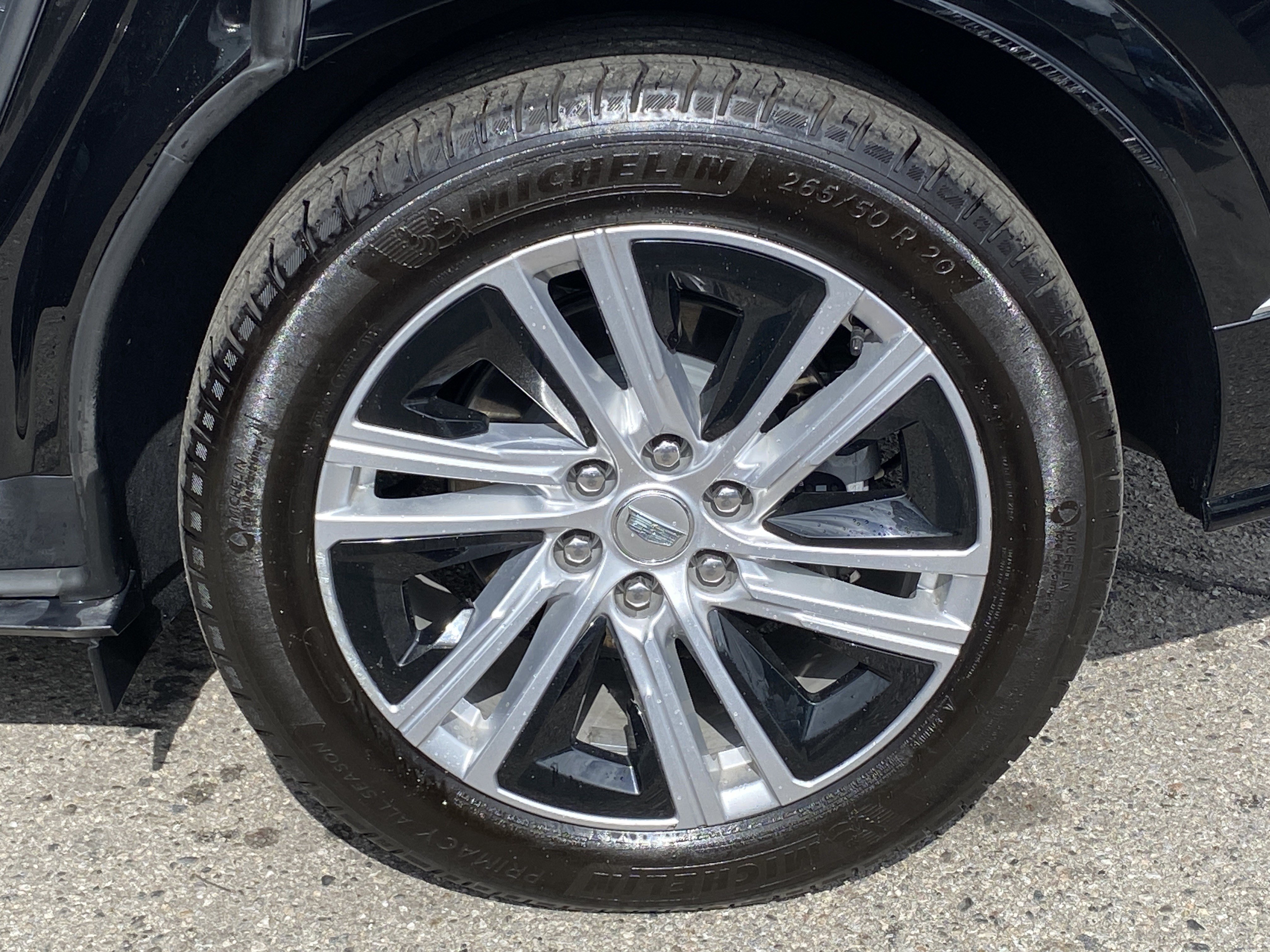 Used 2024 Cadillac Lyriq Tech RWD image 23