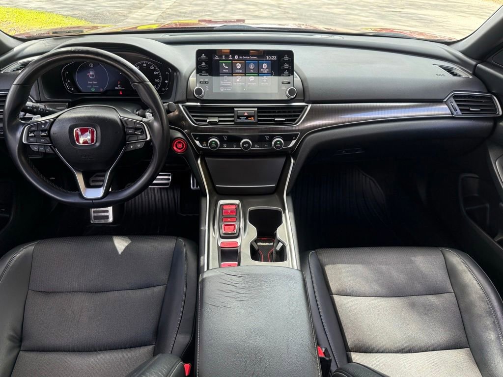 Used 2018 Honda Accord Sport image 10