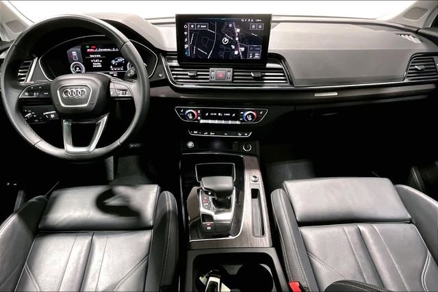 Used 2023 Audi Q5 e Premium Plus w/ Premium Plus Package AWD/4WD image 8