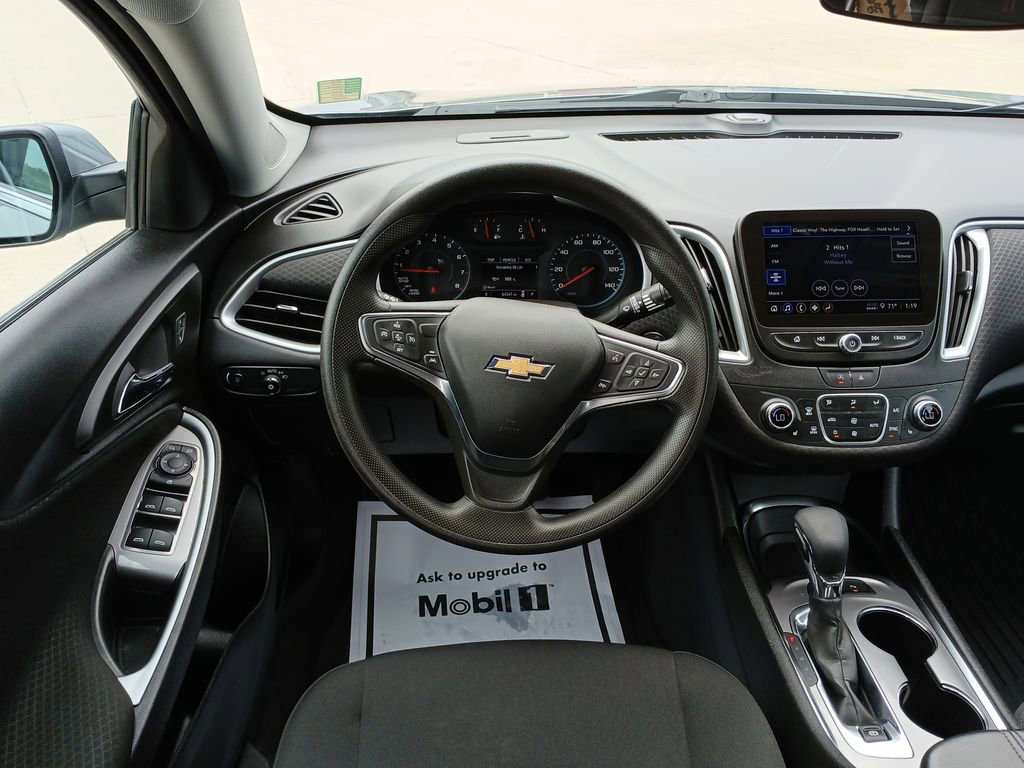 Used 2024 Chevrolet Malibu LT FWD image 12