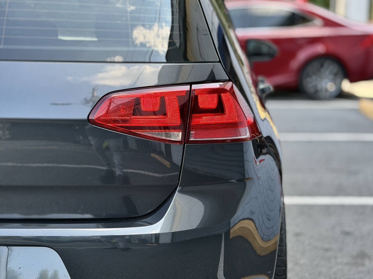 Used 2017 Volkswagen GTI Sport FWD image 10