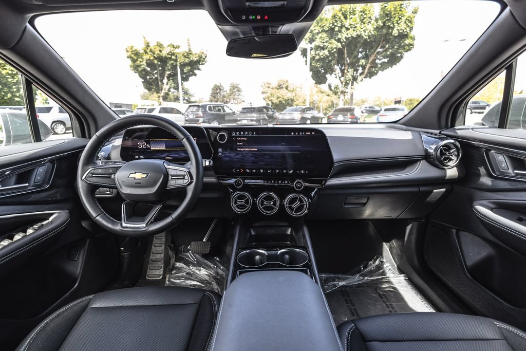 Used 2024 Chevrolet Blazer EV LT AWD/4WD image 20