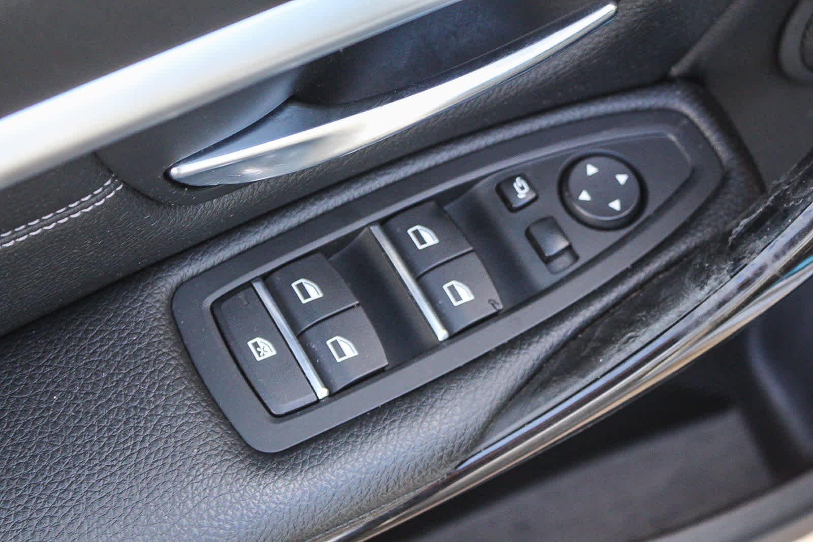 Used 2018 BMW 330e image 20