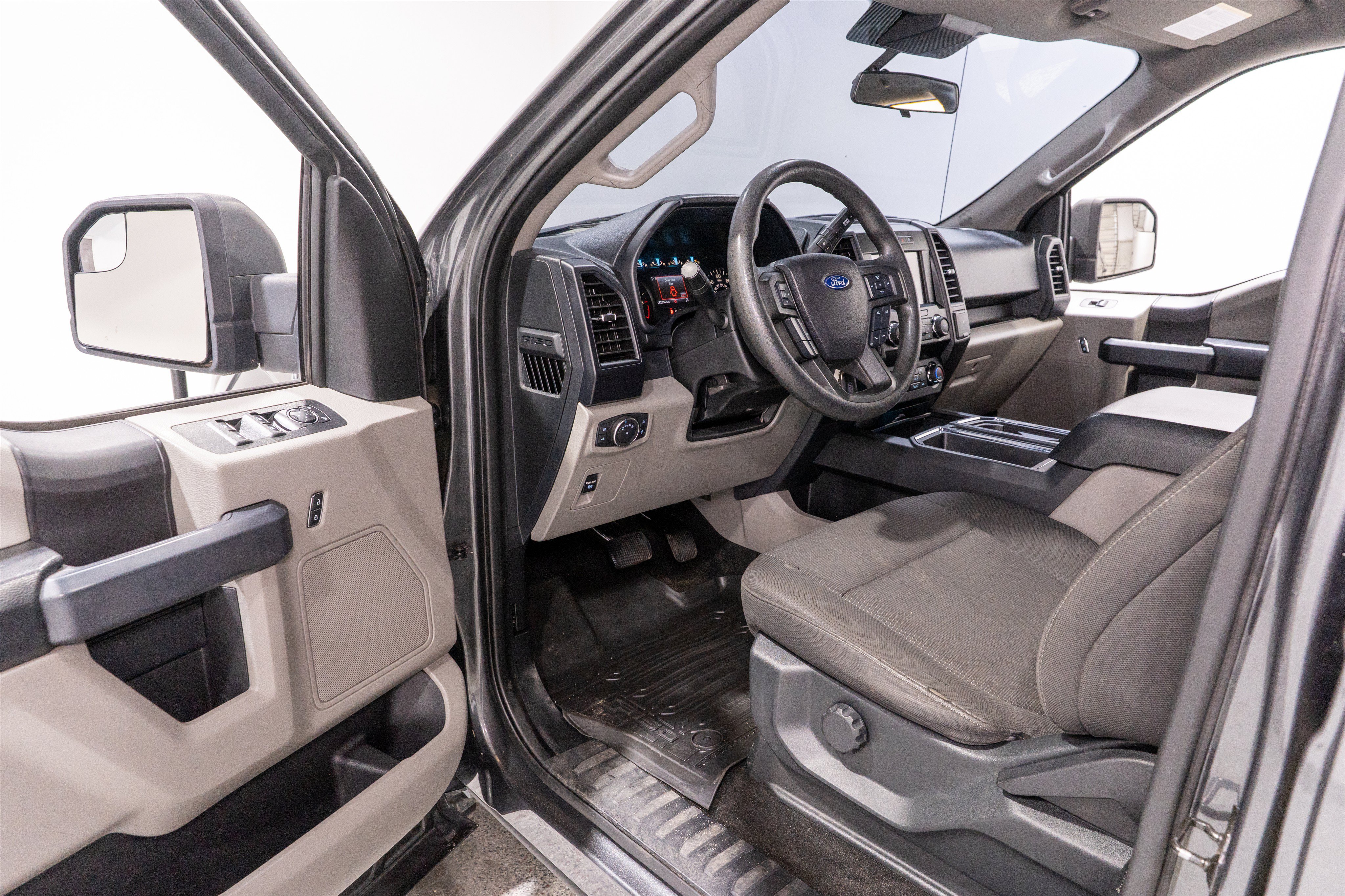 Used 2019 Ford F150 XL w/ Equipment Group 101A Mid AWD/4WD image 13