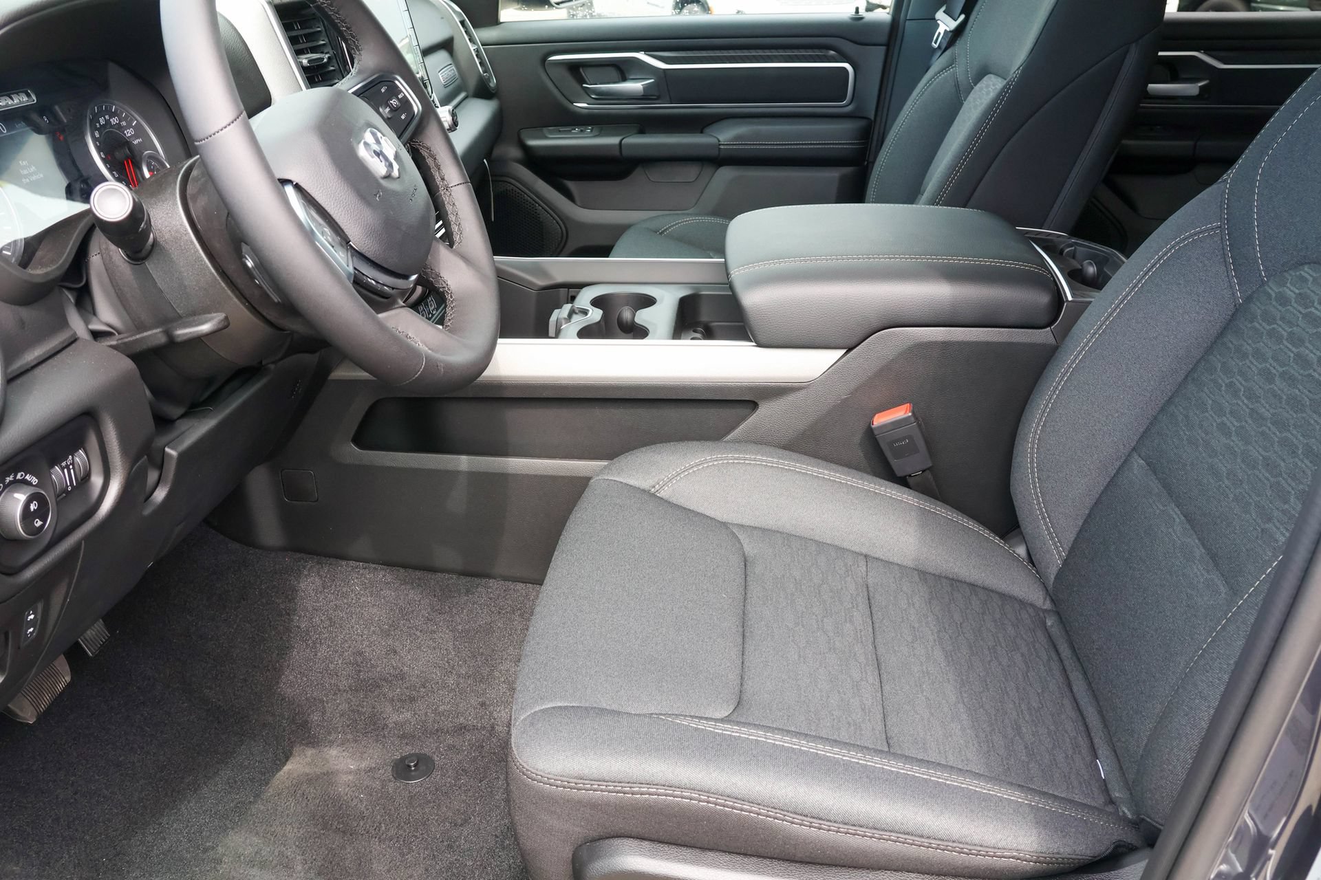 New 2026 RAM 1500 Big Horn AWD/4WD image 4