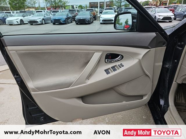 Used 2011 Toyota Camry LE w/ LE Extra-Value Pkg FWD image 11