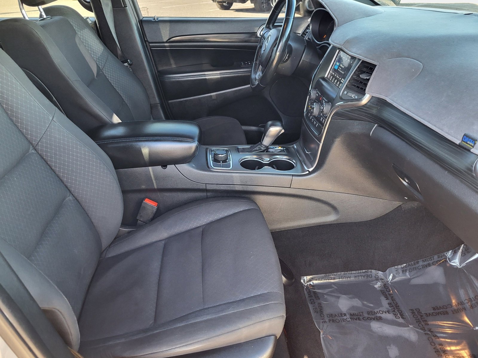 Used 2019 Jeep Grand Cherokee Laredo image 22