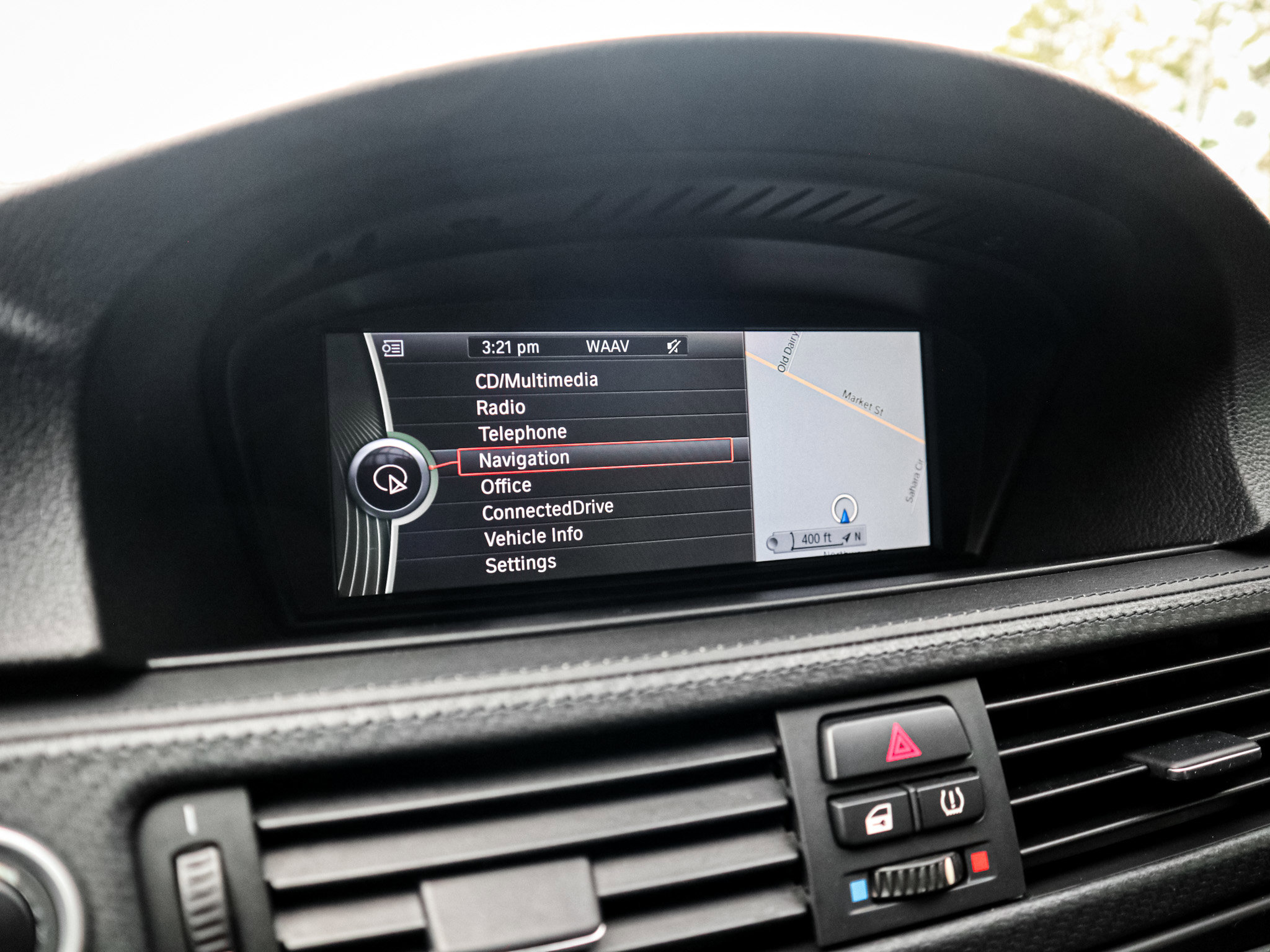 Used 2013 BMW M3 Convertible RWD image 23