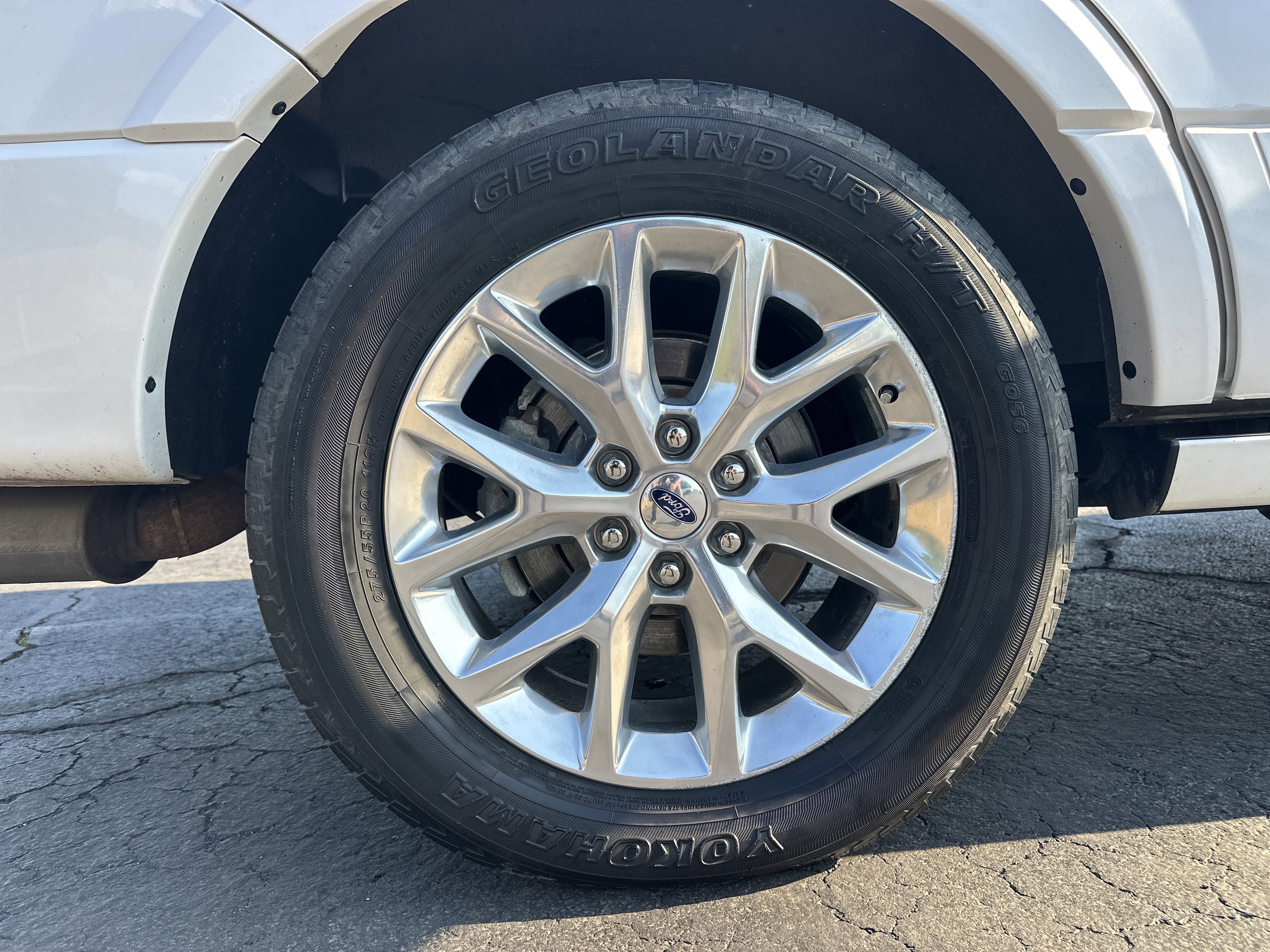 Used 2017 Ford Expedition Limited w/ Equipment Group 301A RWD image 18