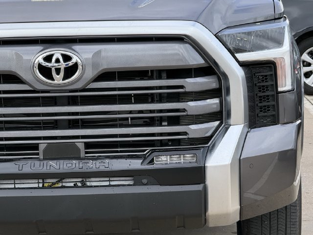 Used 2025 Toyota Tundra Limited w/ Power Package AWD/4WD image 8