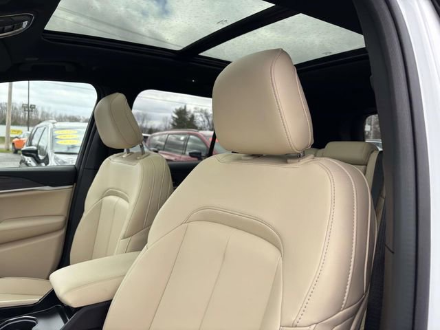 New 2026 Jeep Grand Cherokee Limited w/ Limited Altitude Package image 12