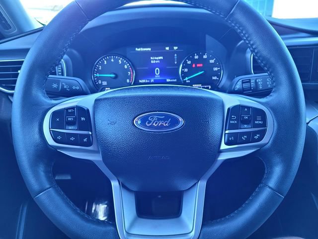 Used 2023 Ford Explorer XLT w/ Equipment Group 202A AWD/4WD image 25