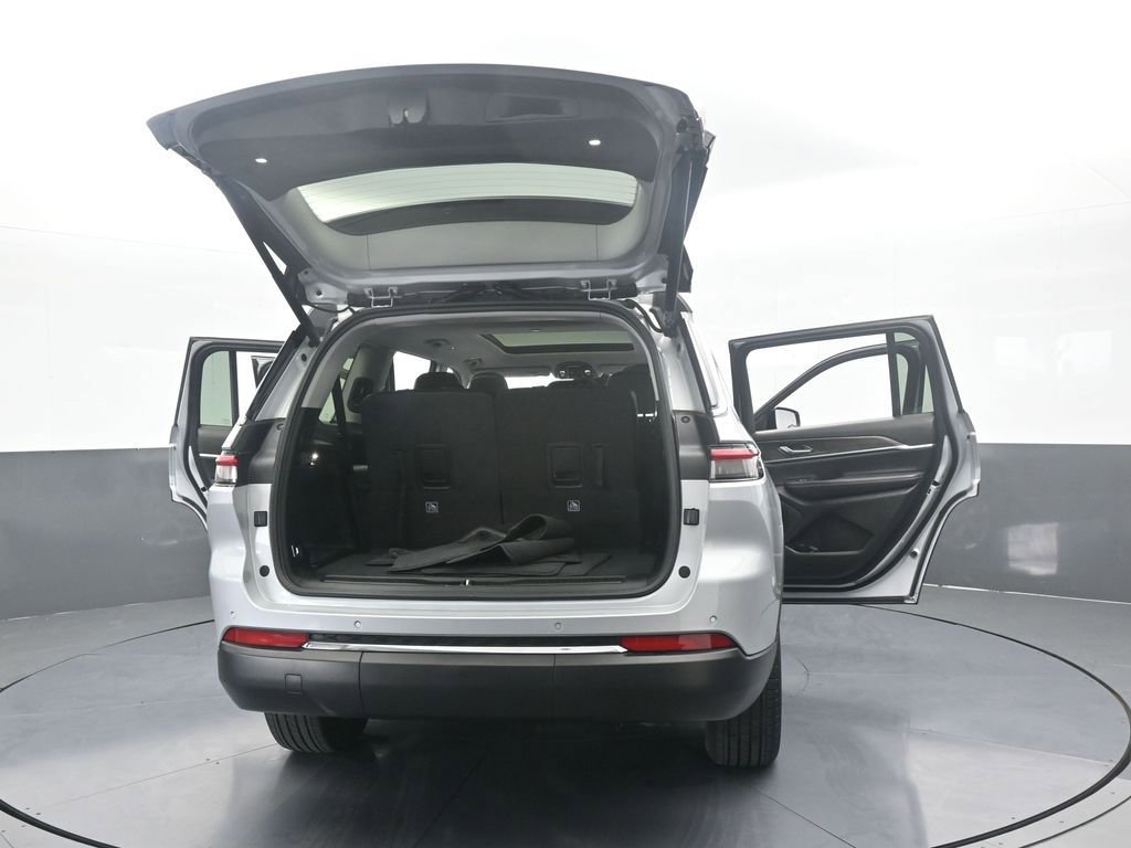 Used 2023 Jeep Grand Cherokee L Limited image 76