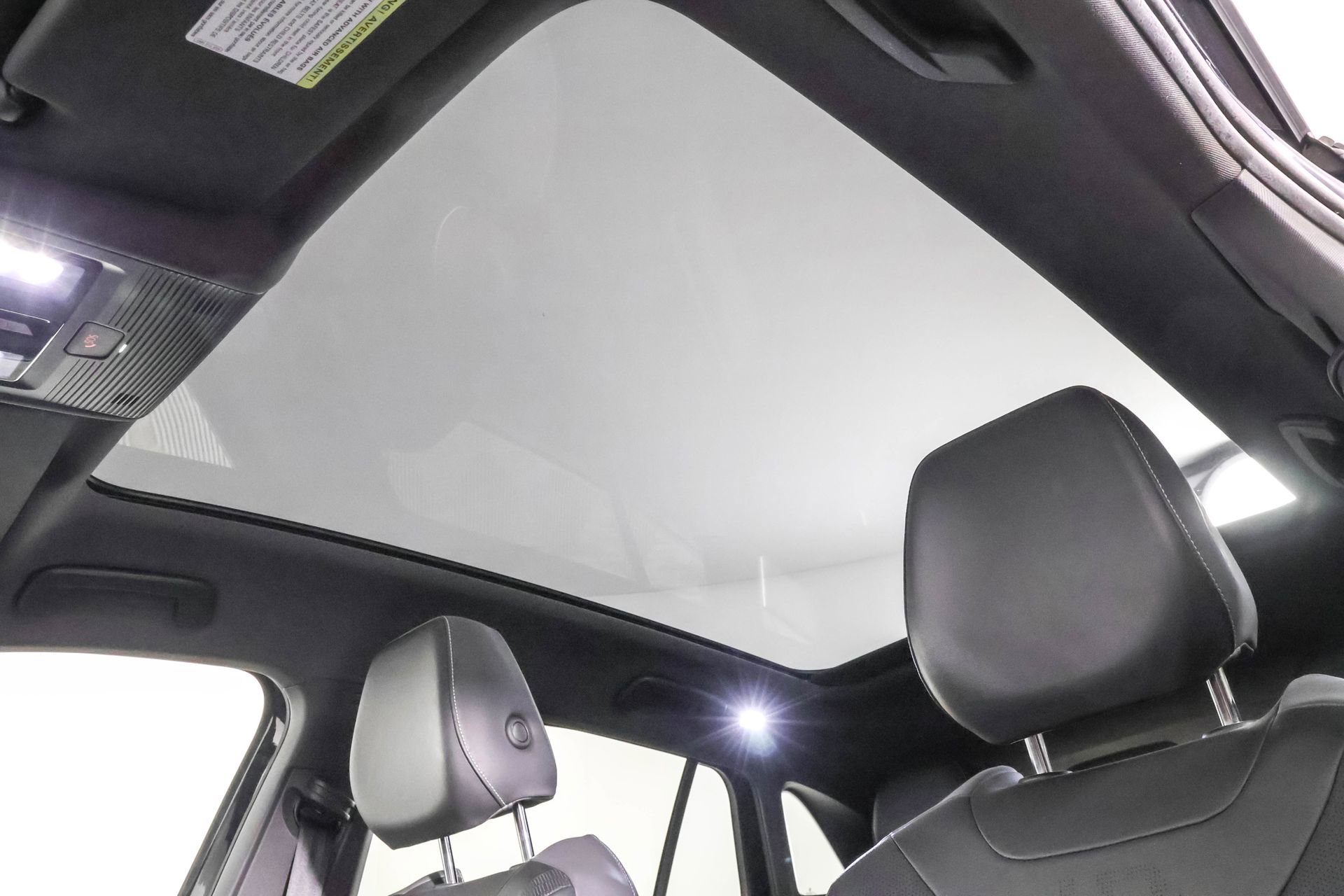 Used 2023 Volkswagen ID.4 Pro S image 33