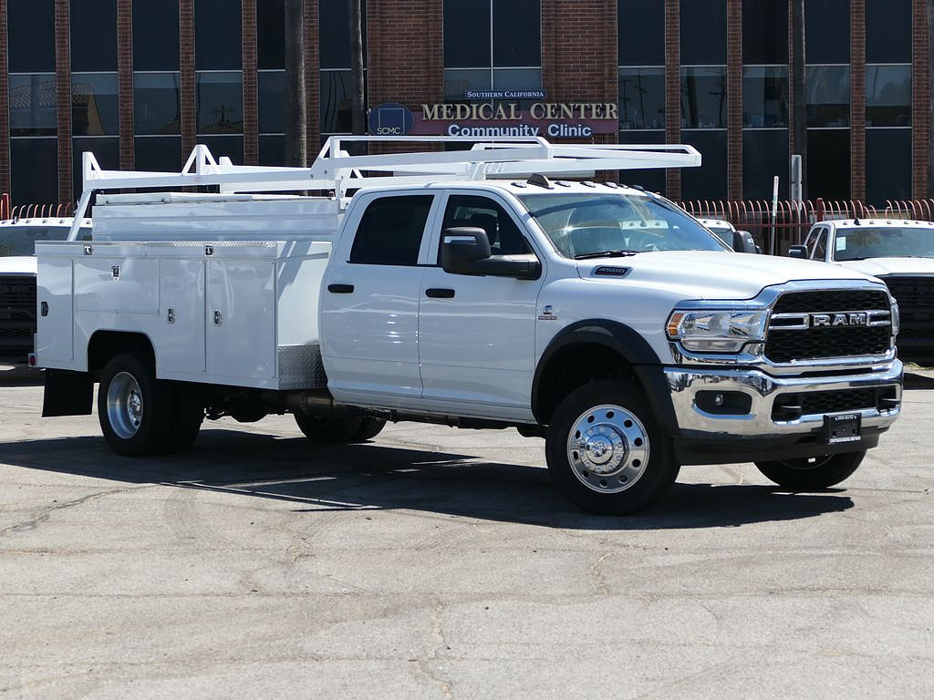 New 2024 RAM 4500 Tradesman w/ Chrome Appearance Group