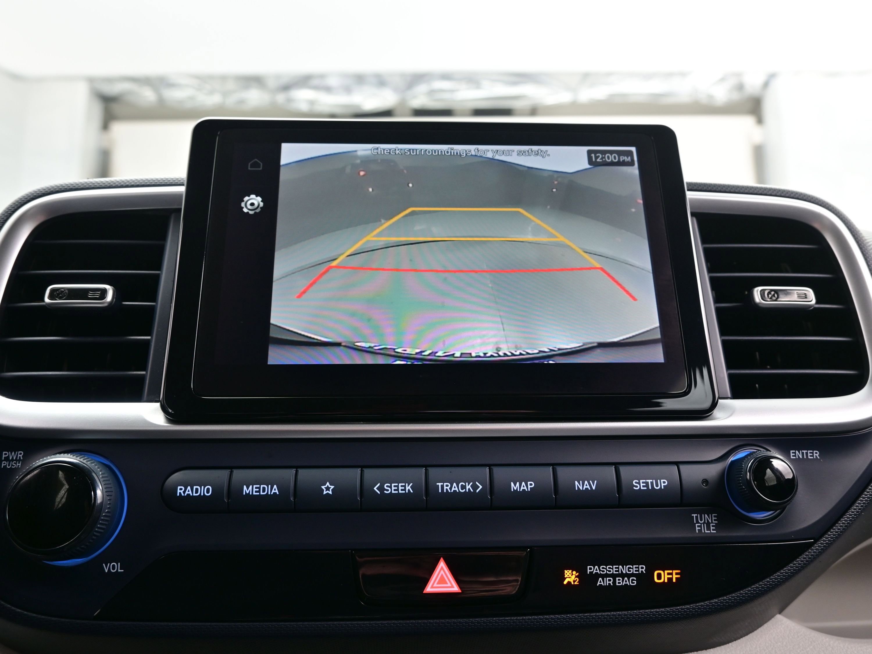Used 2023 Hyundai Venue Limited w/ Cargo Package FWD image 17