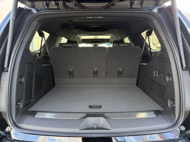 New 2026 Chevrolet Suburban High Country AWD/4WD image 37