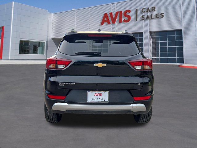 Used 2025 Chevrolet TrailBlazer LT AWD/4WD image 9