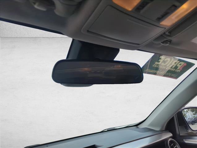 Used 2018 Toyota RAV4 XLE image 14