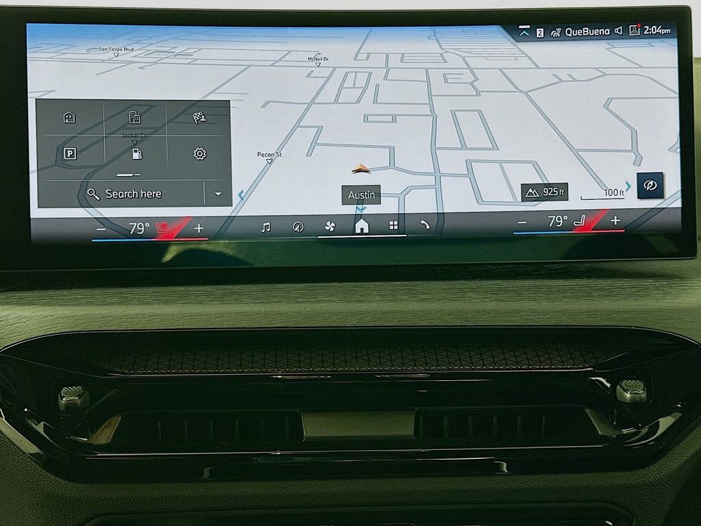 Used 2026 BMW 330i Sedan w/ Premium Package image 12