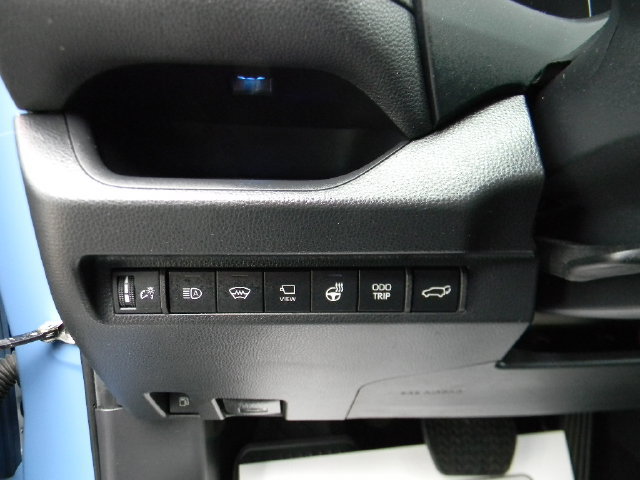 Certified 2023 Toyota RAV4 XSE AWD/4WD image 18
