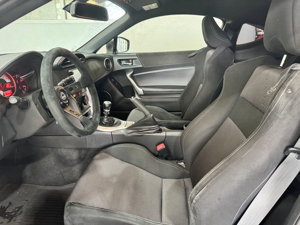 Used 2019 Toyota 86 RWD image 20