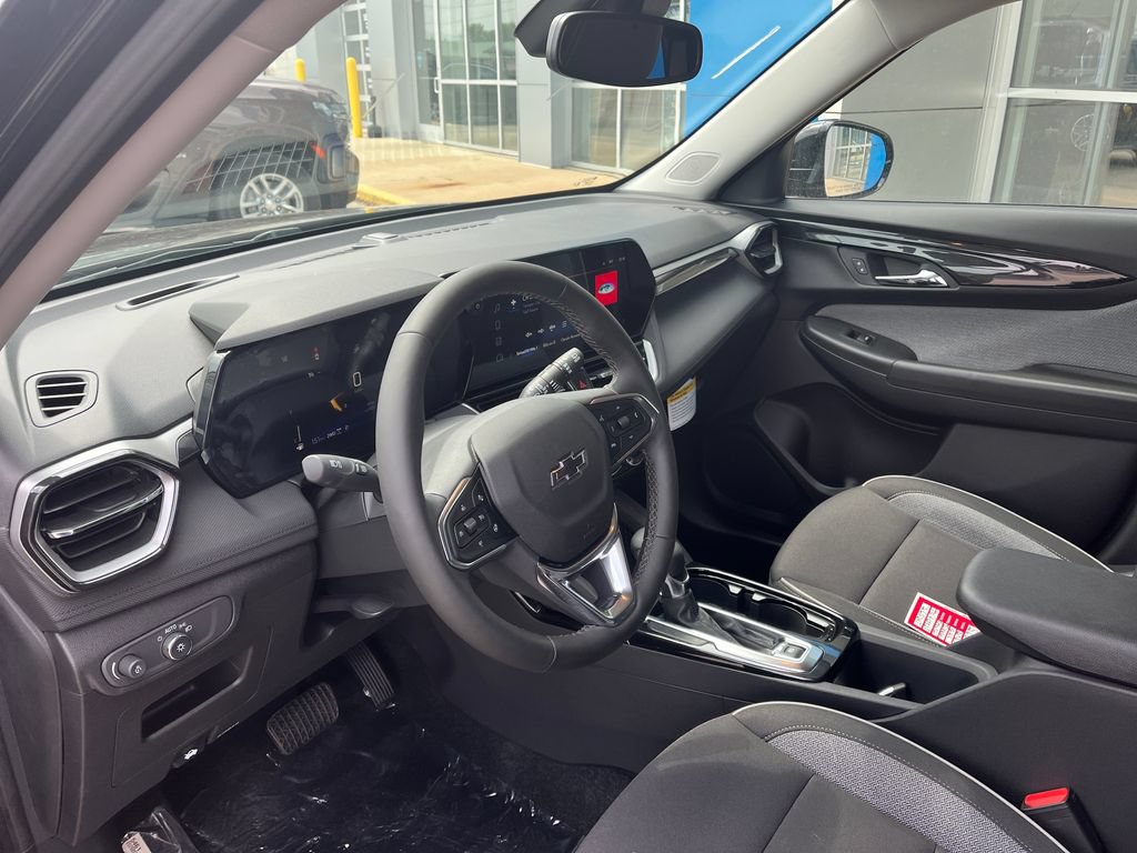 New 2026 Chevrolet TrailBlazer LT w/ Convenience Package AWD/4WD image 13