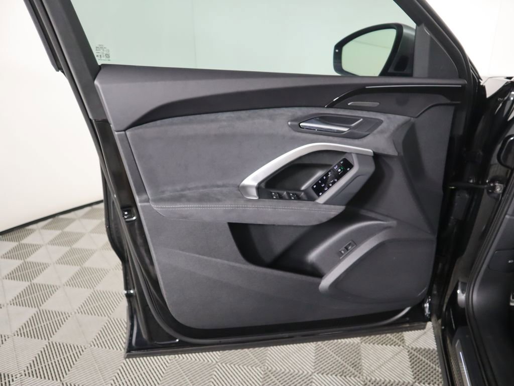 New 2025 Audi SQ5 Premium Plus image 26